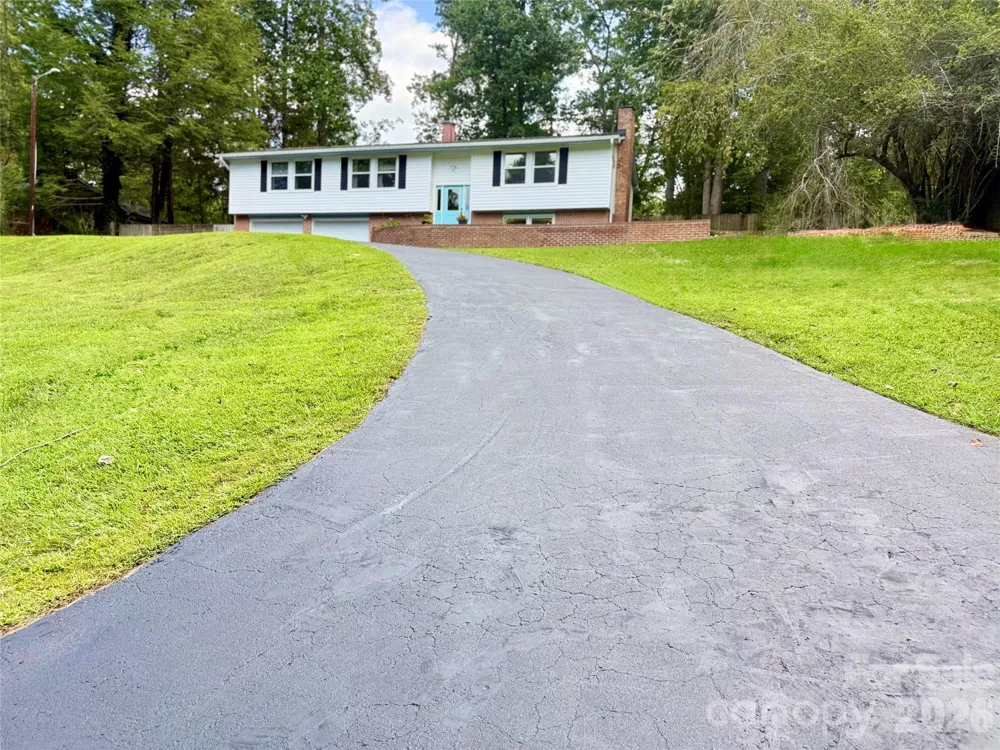 38 Ferenvilla Drive Hendersonville, NC 28791