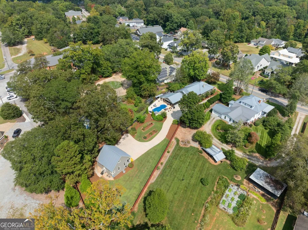 745 Washington ST Clarkesville, GA 30523