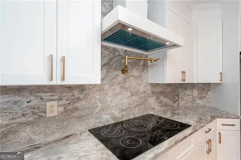 210 Chatfield PL Roswell, GA 30075