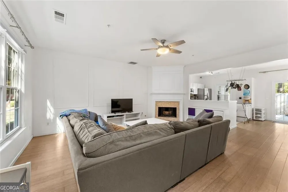 1215 Whitestone RDG Alpharetta, GA 30005