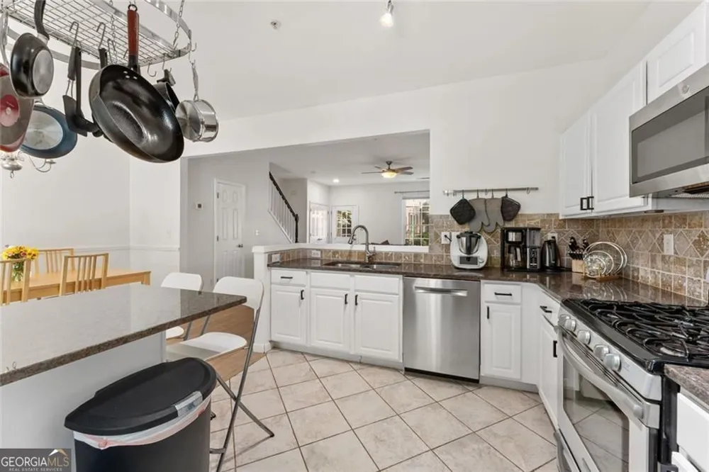 1215 Whitestone RDG Alpharetta, GA 30005