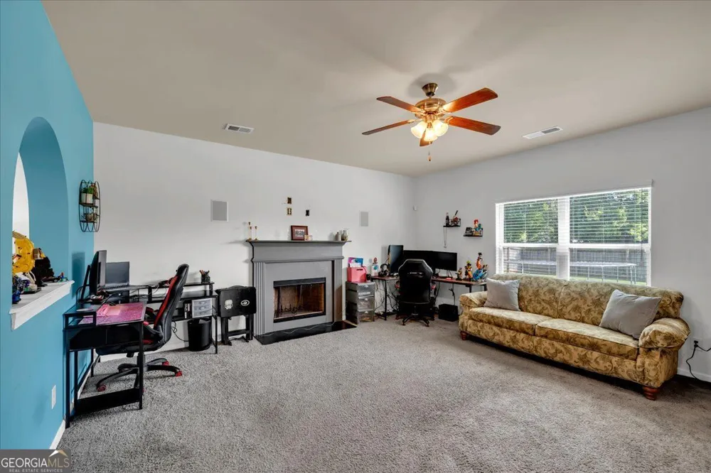 200 Amelia DR Byron, GA 31008