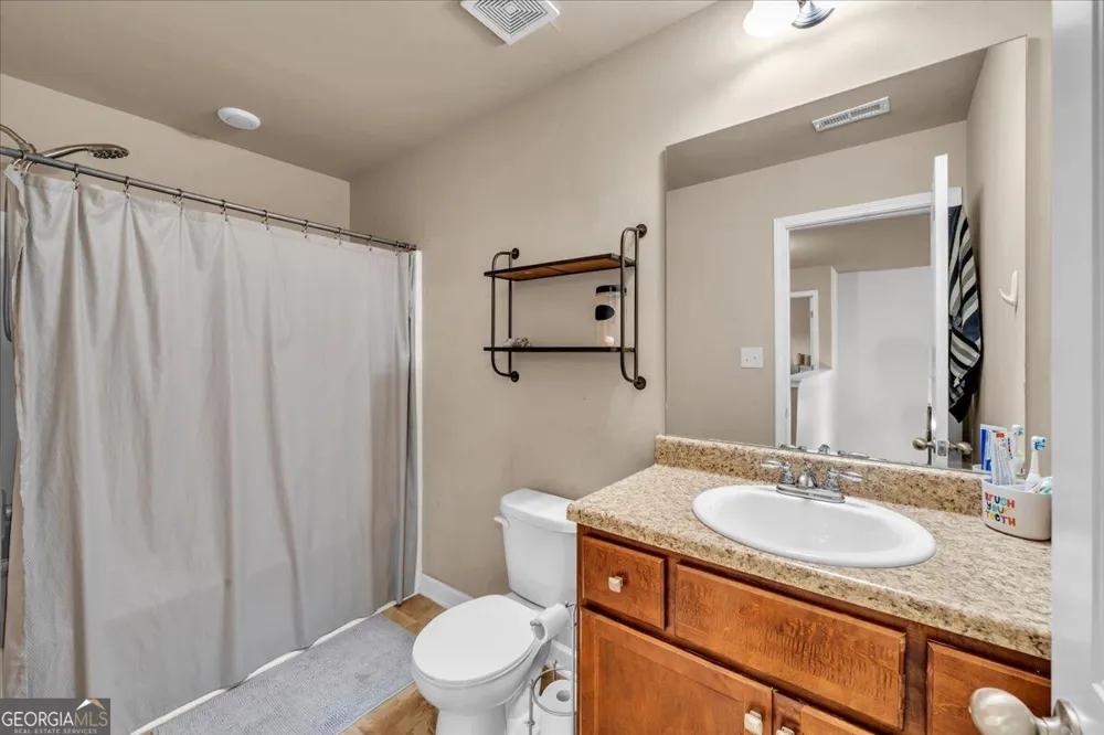 200 Amelia DR Byron, GA 31008