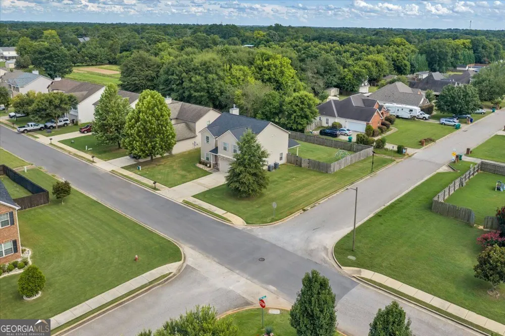 200 Amelia DR Byron, GA 31008