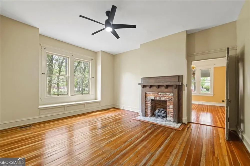 344 Hartwell RD Lavonia, GA 30553