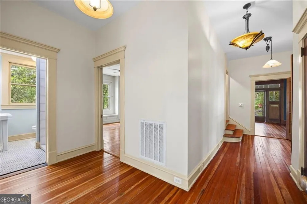 344 Hartwell RD Lavonia, GA 30553