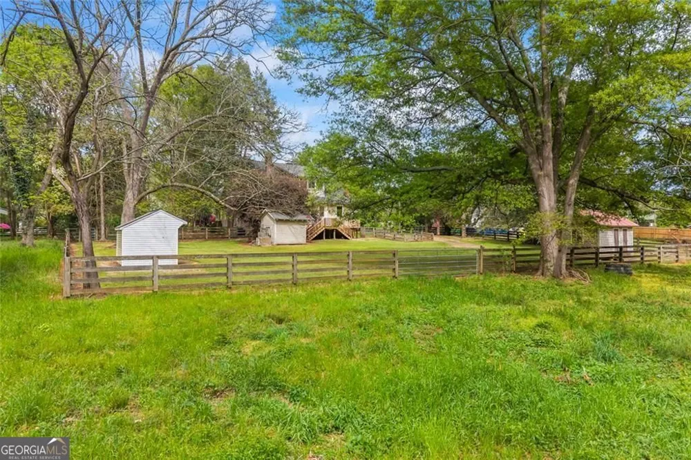 344 Hartwell RD Lavonia, GA 30553