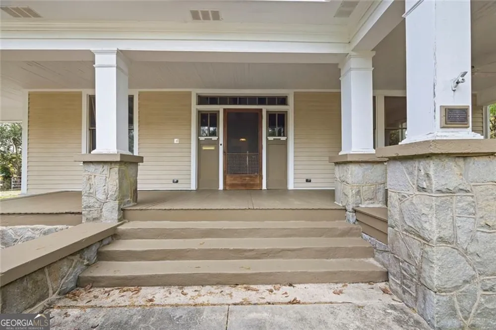 344 Hartwell RD Lavonia, GA 30553