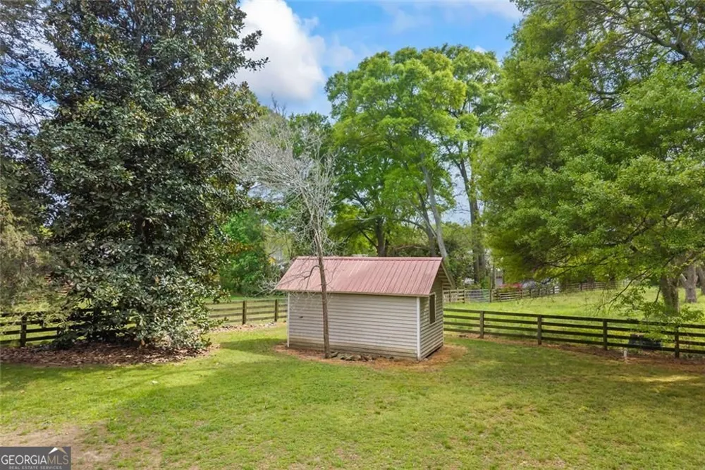 344 Hartwell RD Lavonia, GA 30553