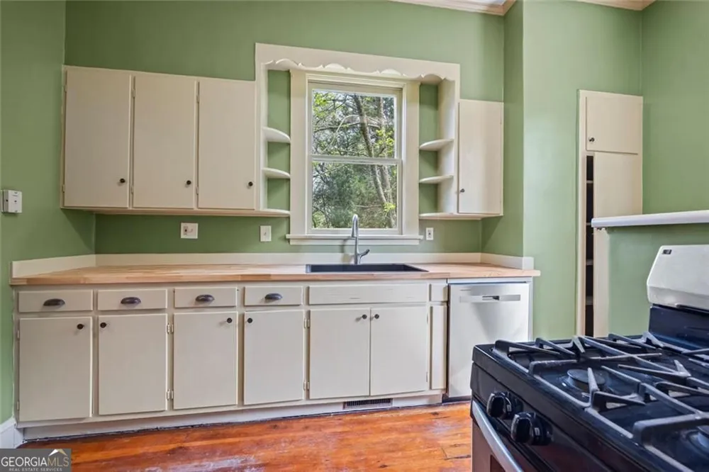 344 Hartwell RD Lavonia, GA 30553