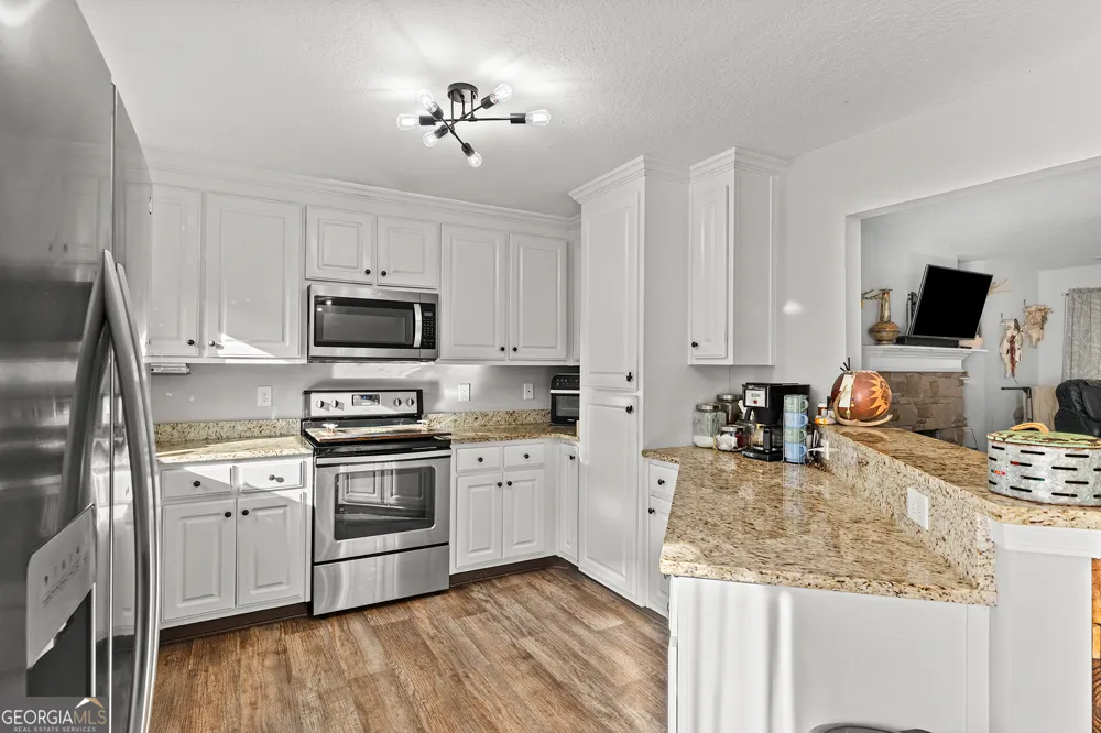 285 Mama B DR Danielsville, GA 30633