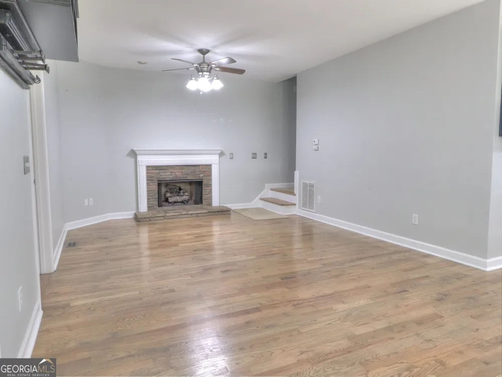 172 Beacon Hill DR Cleveland, GA 30528