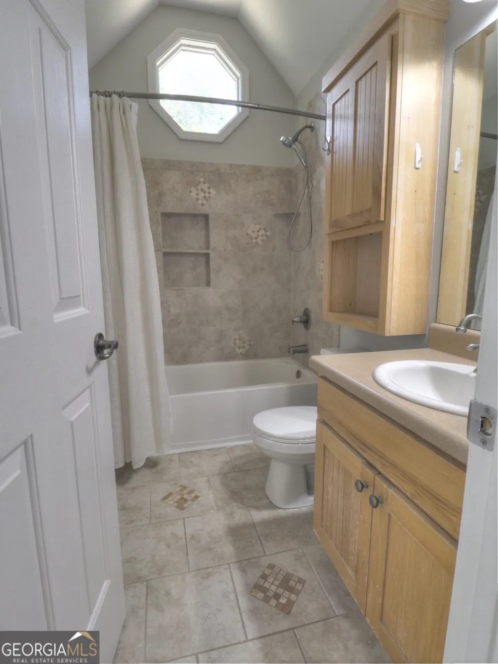 172 Beacon Hill DR Cleveland, GA 30528