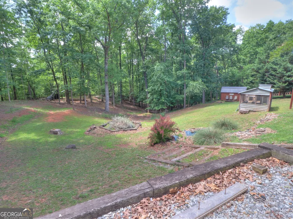 172 Beacon Hill DR Cleveland, GA 30528