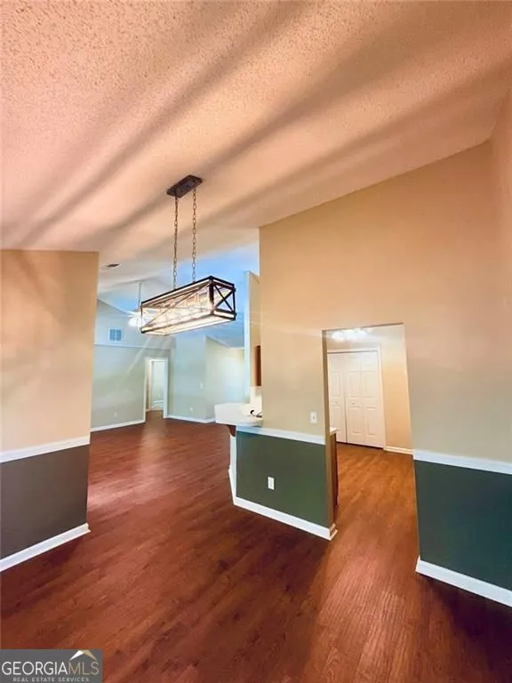 176 Flagman ST Dawsonville, GA 30534