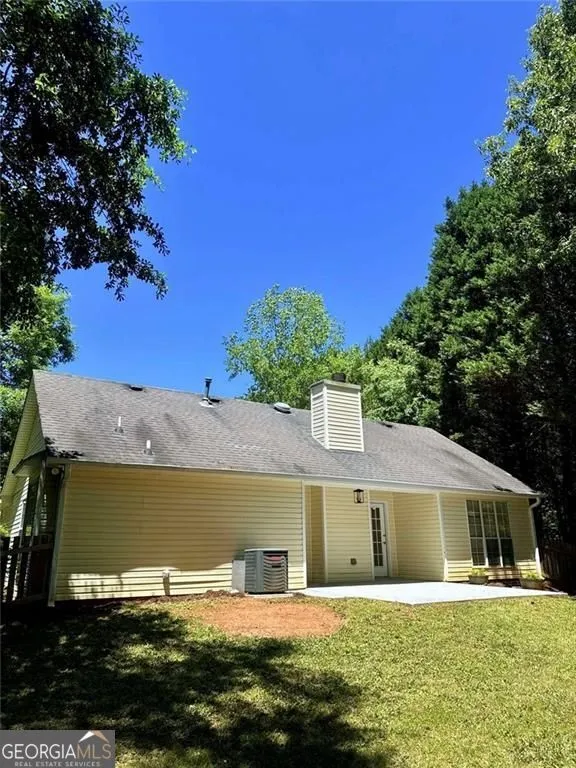 176 Flagman ST Dawsonville, GA 30534