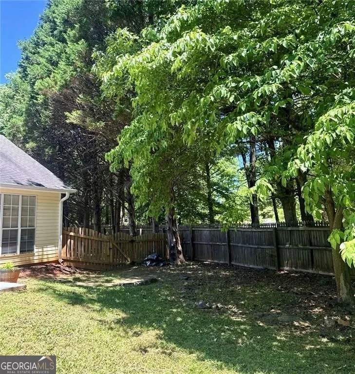 176 Flagman ST Dawsonville, GA 30534