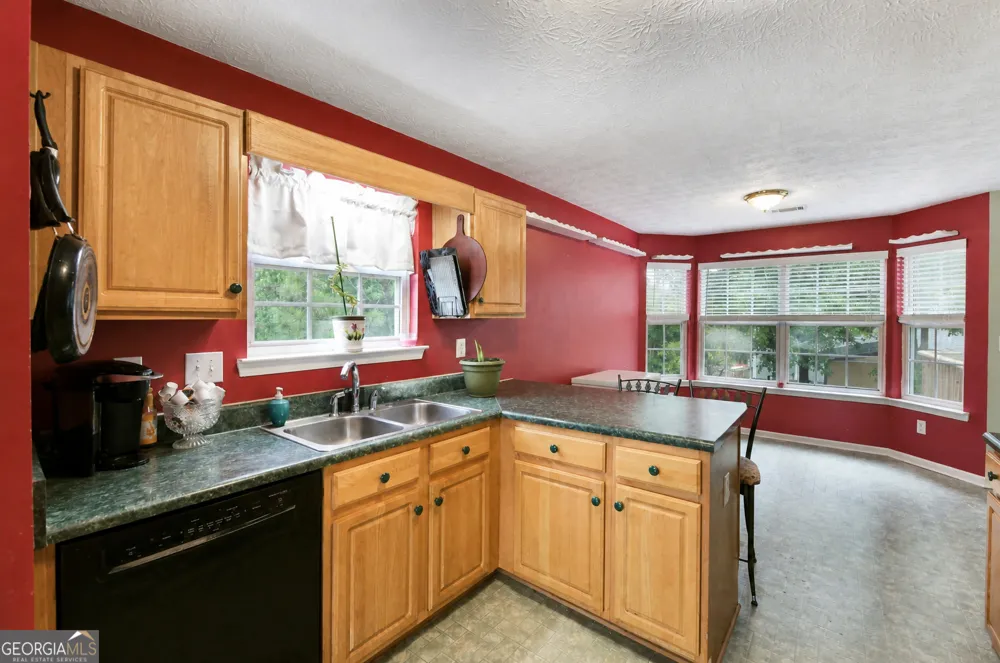 912 Kendall Park DR Winder, GA 30680