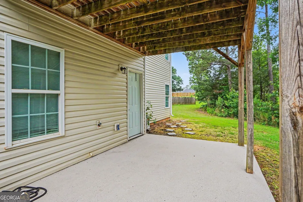 90 Overlook TRL Hampton, GA 30228