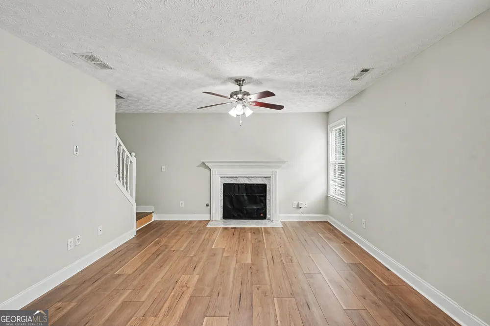 90 Overlook TRL Hampton, GA 30228