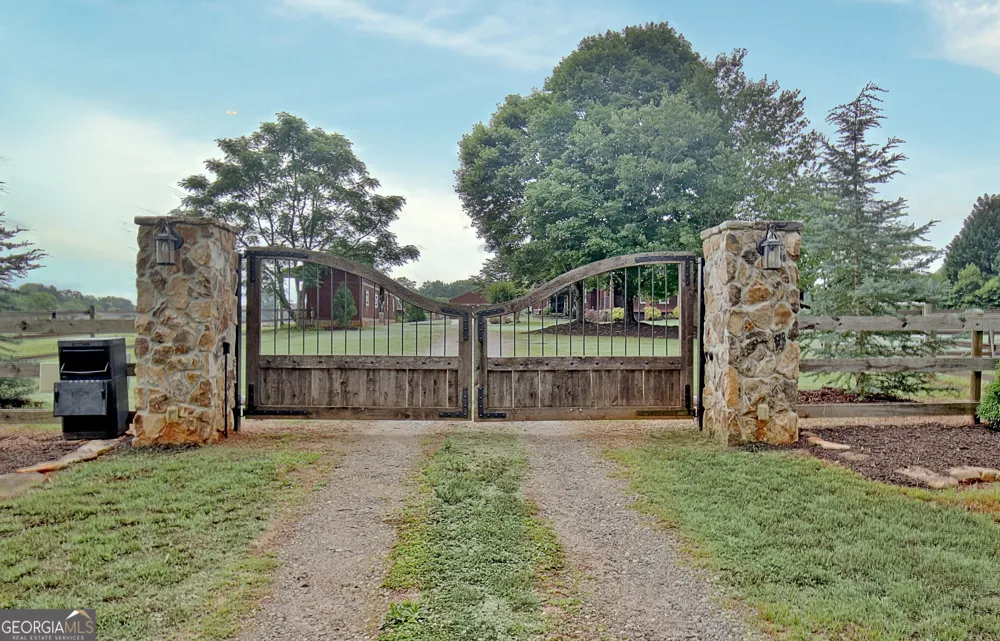 105 Bell Springs RD Senoia, GA 30276