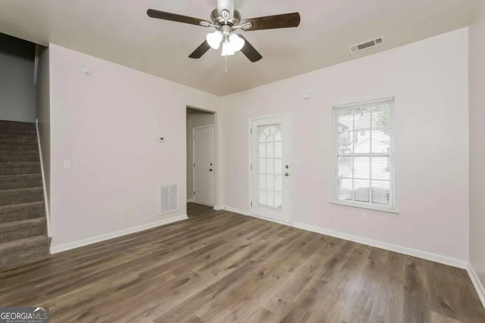 4830 Tangerine CIR Oakwood, GA 30566