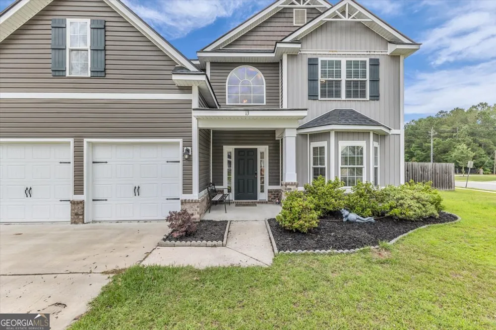 13 Blaze CIR Hinesville, GA 31313