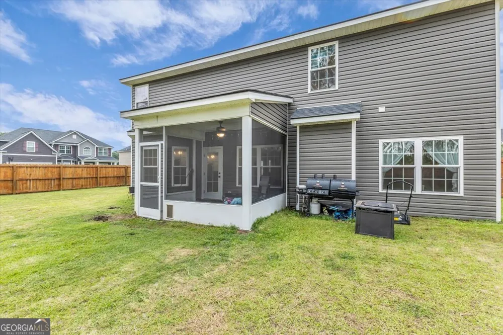 13 Blaze CIR Hinesville, GA 31313