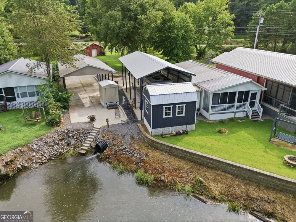 4166 Riverbank RUN Hiawassee, GA 30546