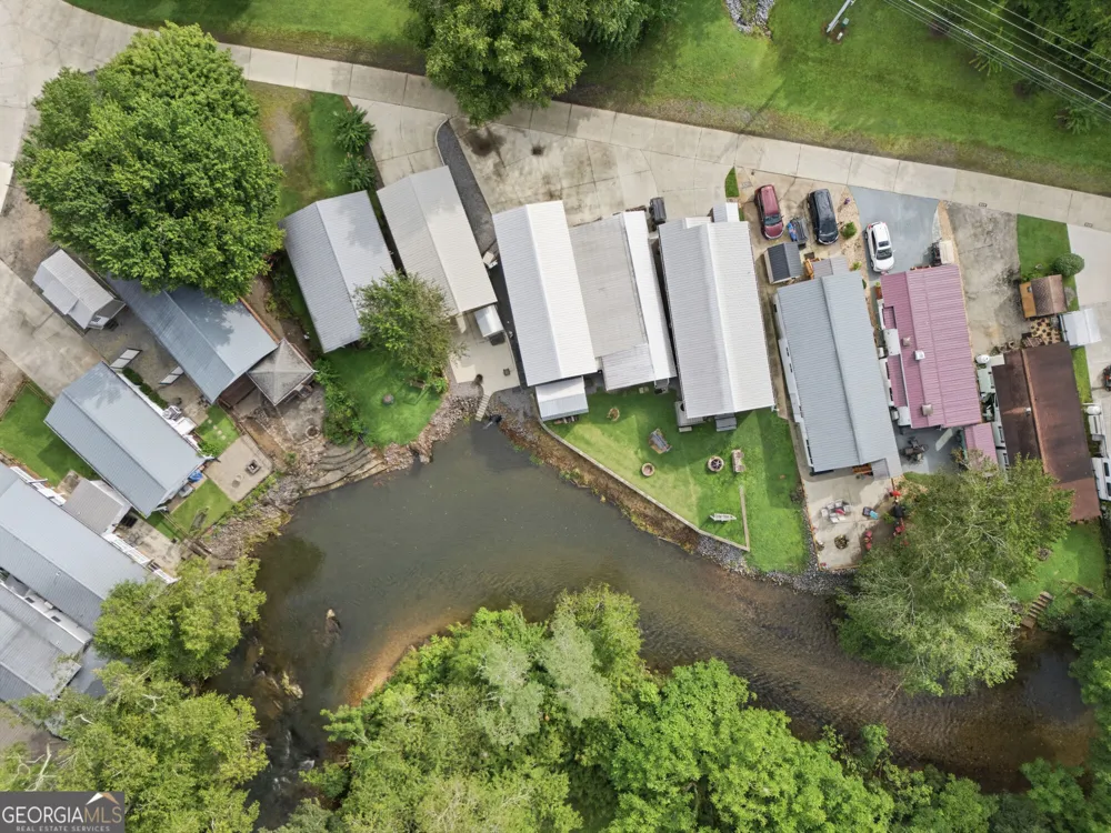 4166 Riverbank RUN Hiawassee, GA 30546