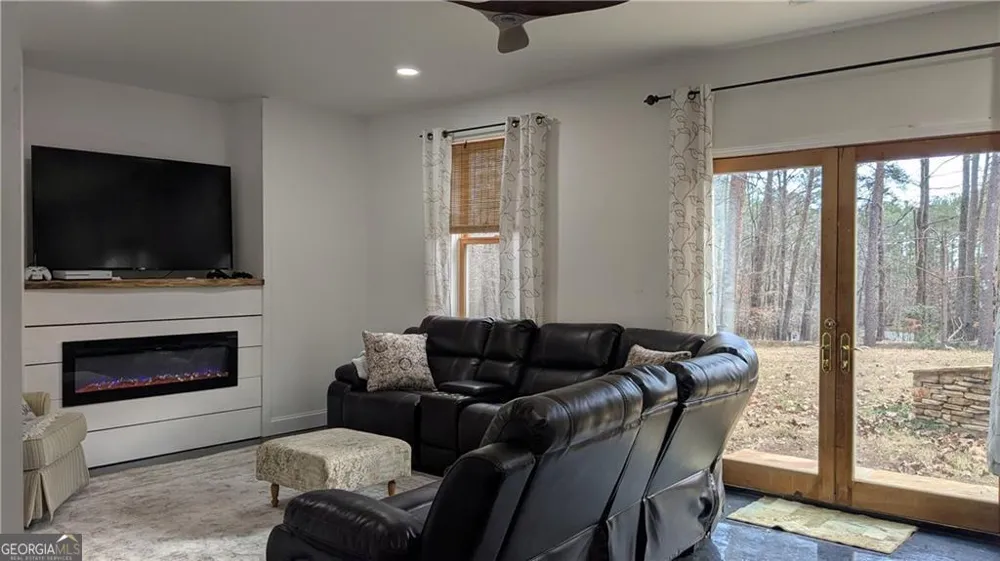 101 Arrow Wood DR Waleska, GA 30183
