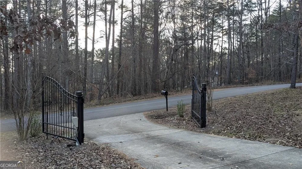 101 Arrow Wood DR Waleska, GA 30183