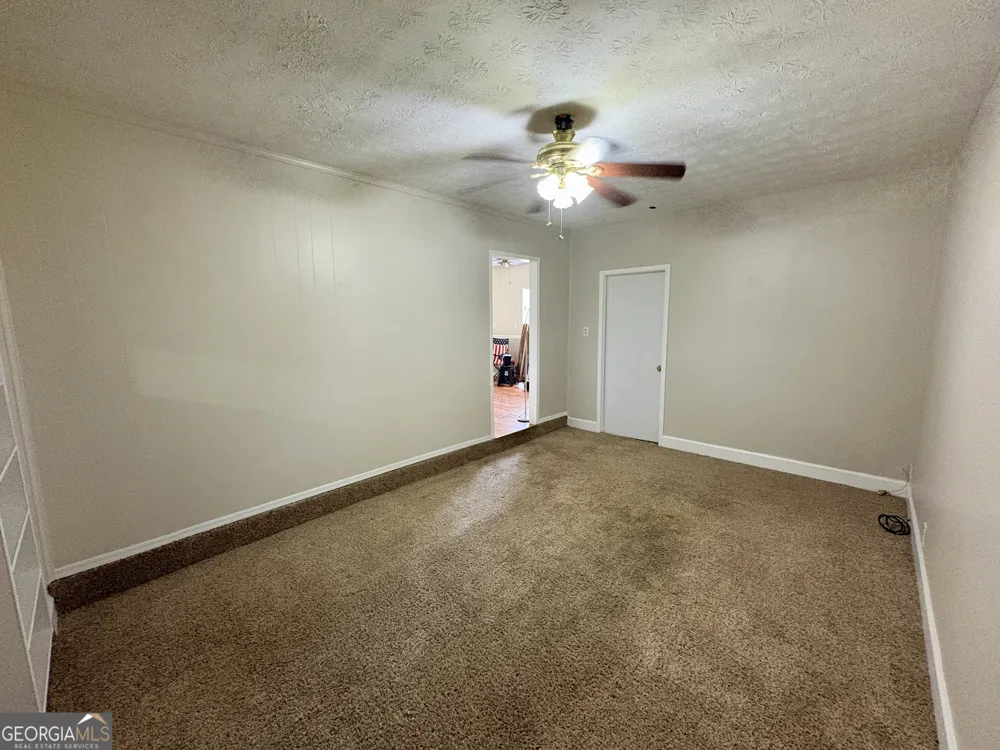 2892 Haddon DR Rex, GA 30273