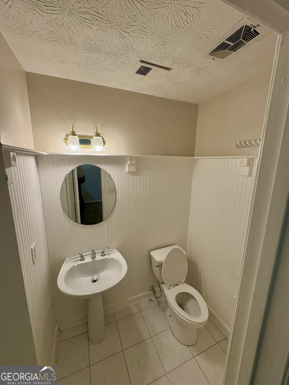 2892 Haddon DR Rex, GA 30273