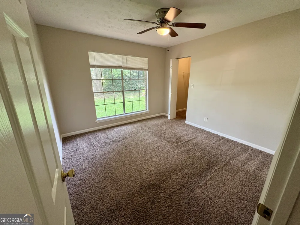 2892 Haddon DR Rex, GA 30273