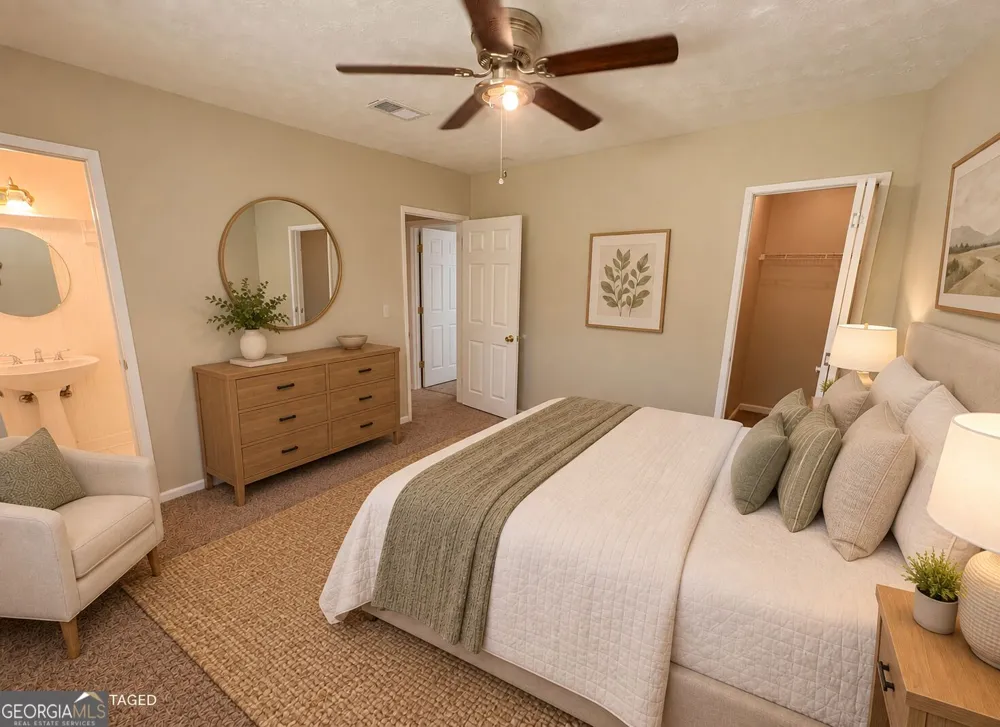 2892 Haddon DR Rex, GA 30273