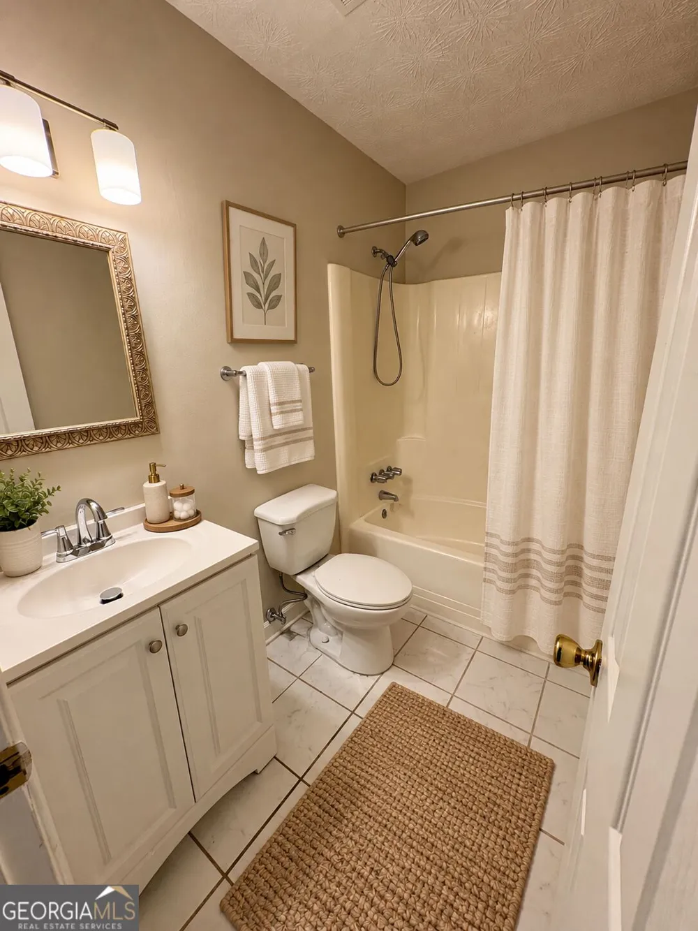2892 Haddon DR Rex, GA 30273