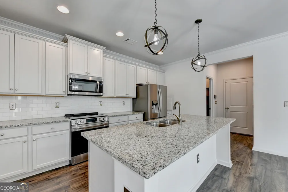 5430 Railway LN Flowery Branch, GA 30542