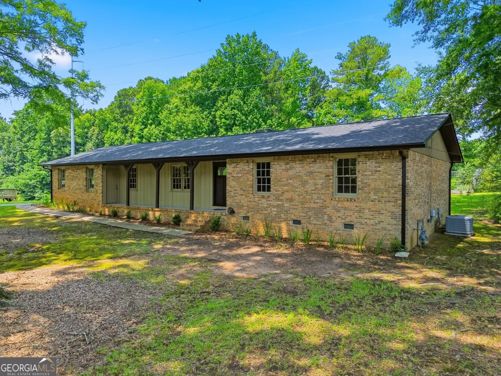 125 Childers RD Canton, GA 30115