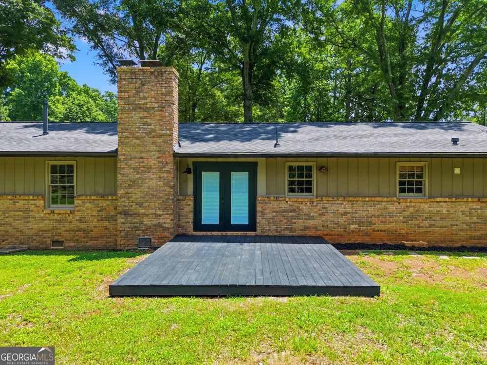 125 Childers RD Canton, GA 30115