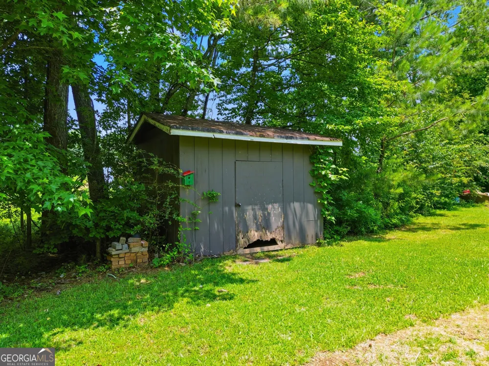 125 Childers RD Canton, GA 30115