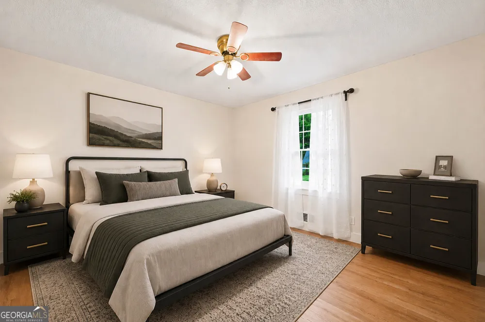 125 Childers RD Canton, GA 30115