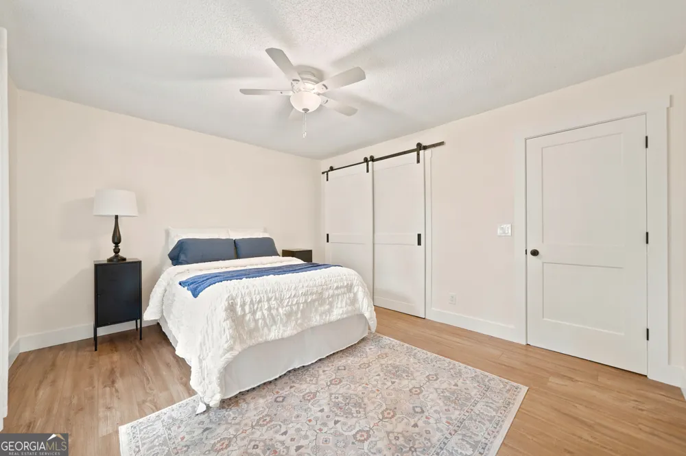 125 Childers RD Canton, GA 30115