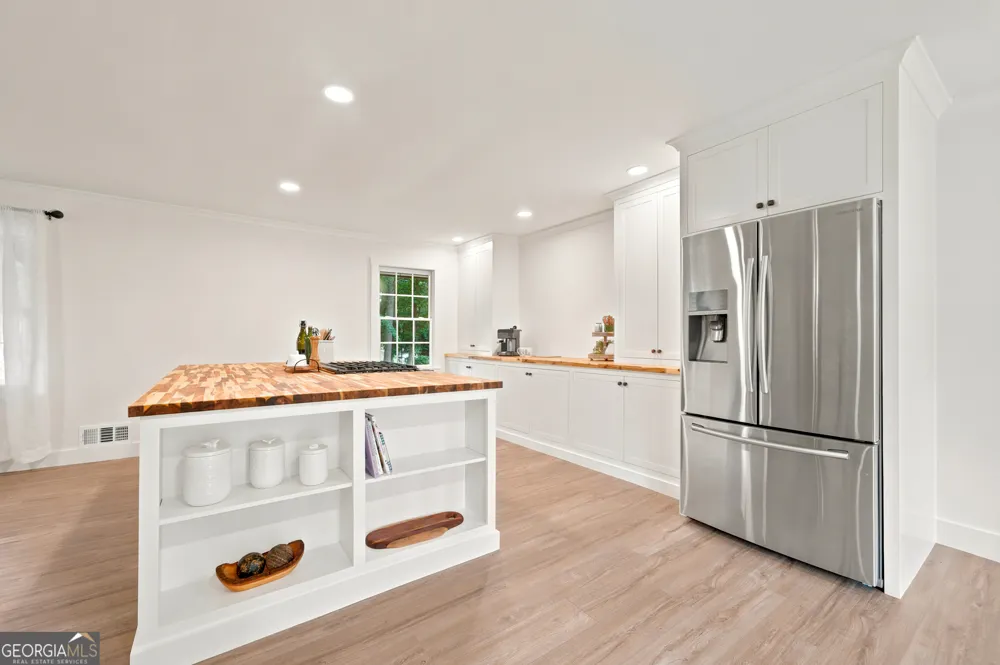 125 Childers RD Canton, GA 30115
