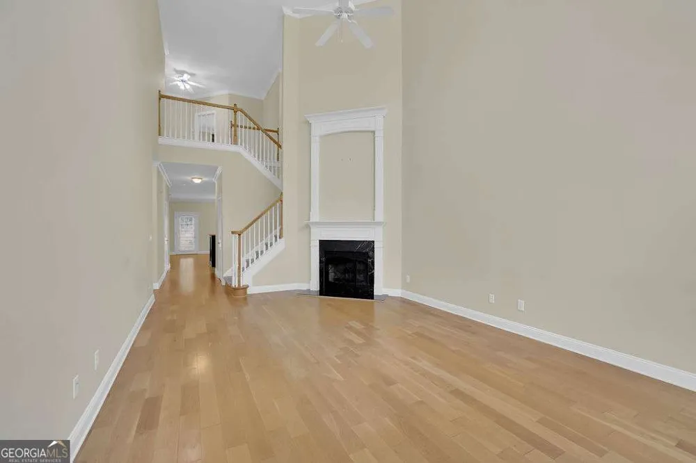 3003 Sterling CT Roswell, GA 30075