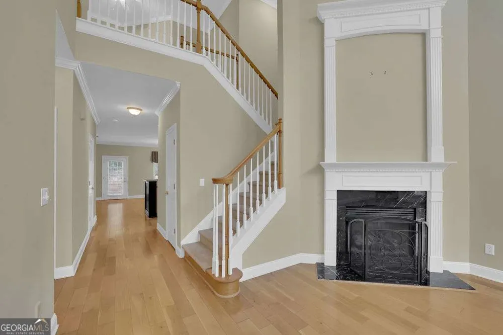3003 Sterling CT Roswell, GA 30075