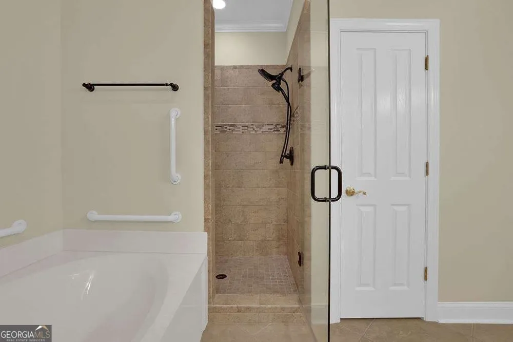 3003 Sterling CT Roswell, GA 30075