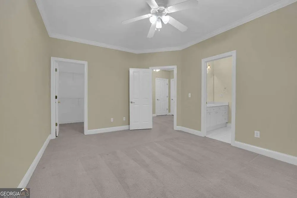 3003 Sterling CT Roswell, GA 30075