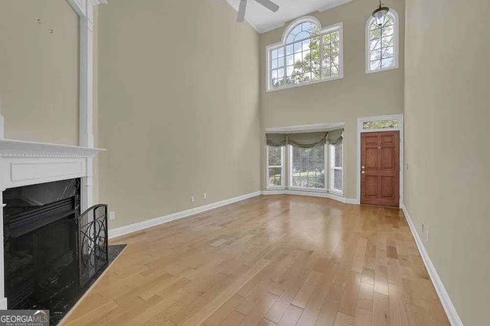 3003 Sterling CT Roswell, GA 30075