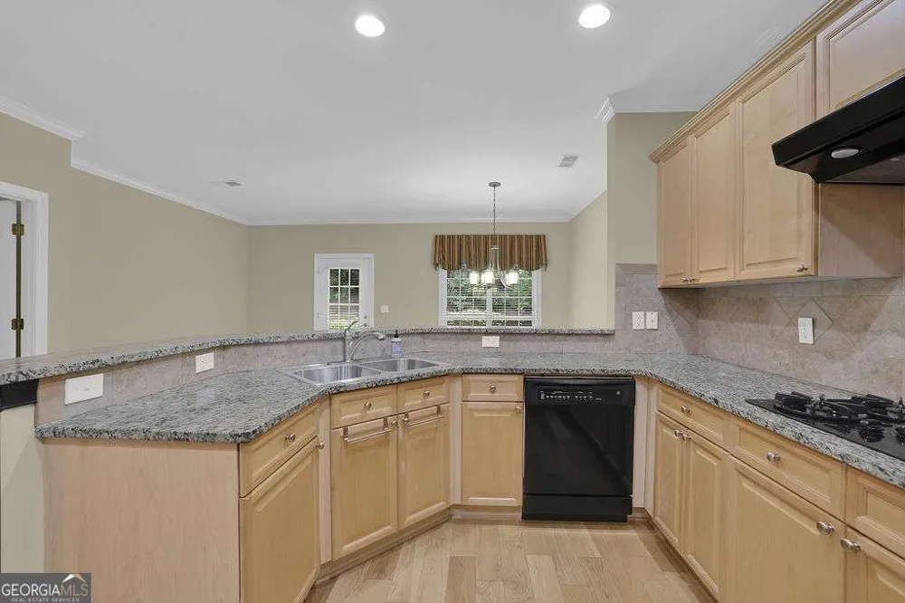 3003 Sterling CT Roswell, GA 30075
